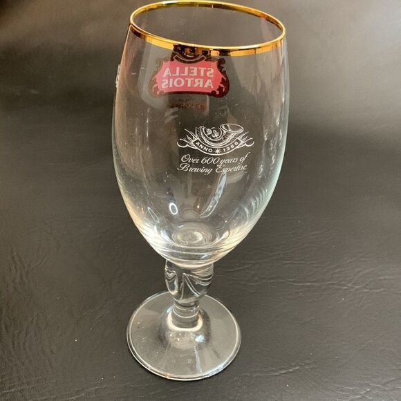 Stella Artois Belgium Draft Beer Glass Ale Lager 16 Ounces Red Gold Trimmed Bar - Picture 2 of 5